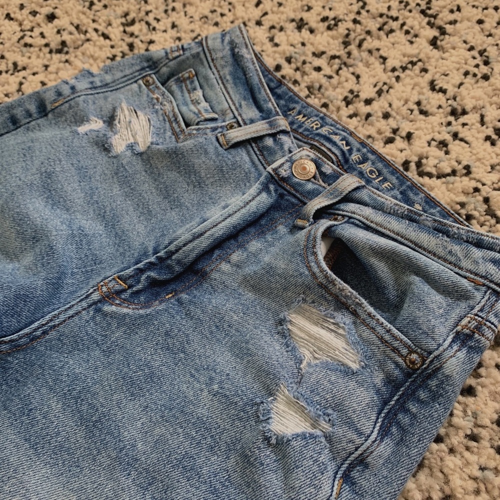 AE Stretch Mom Jean {Washed Blue}